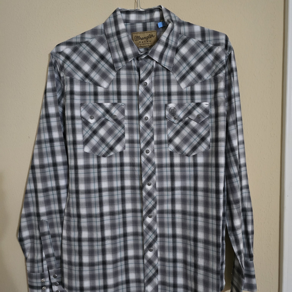 Wrangler Men's Black and White Checkered Shirt